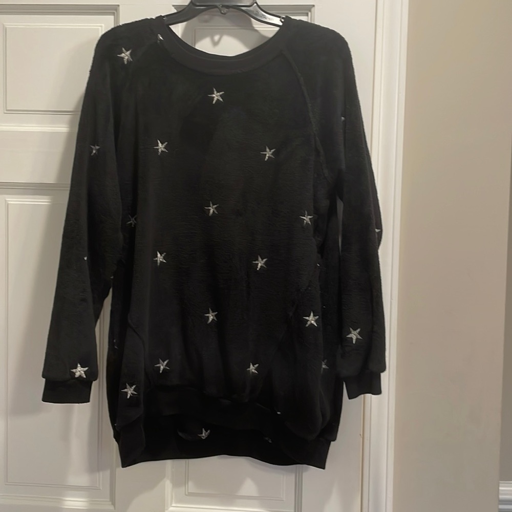 Oversized fluffy sweatshirt